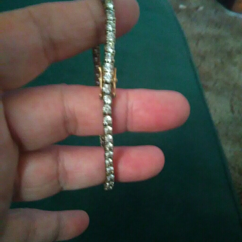 Bracelet
